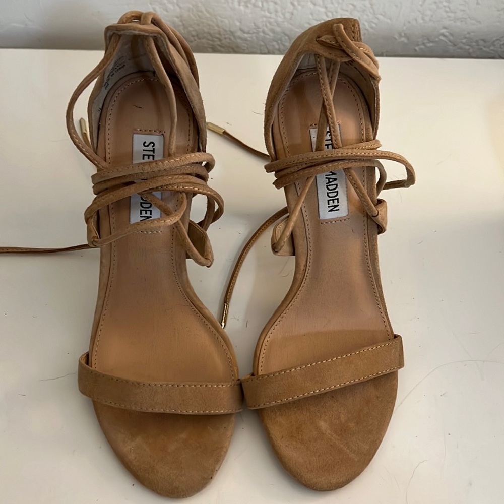 Steve Madden tie up heels